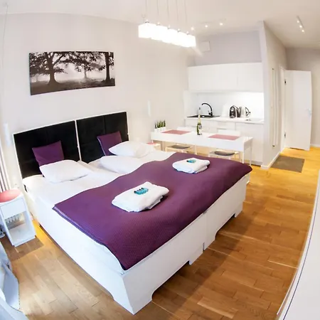 Triton Apartments In Varšava Exteriér fotografie